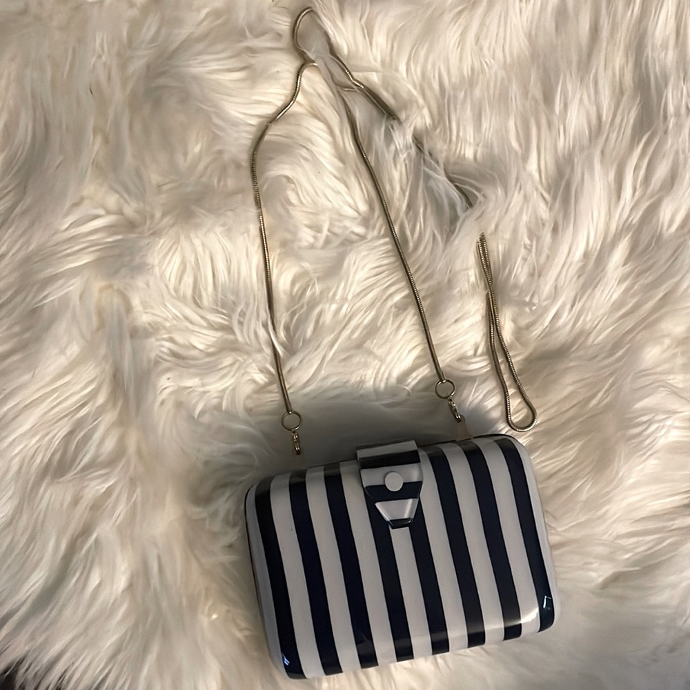 Zara Basic small bag, used once. Good condition